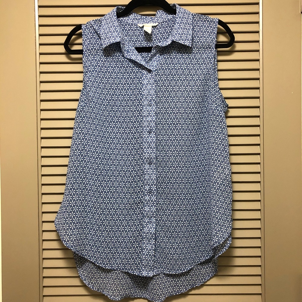 H&M sleeveless daisy top 🌼